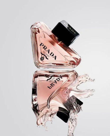 💎 PRADA PARADOXE: La Esencia de la Feminidad Multidimensional ✨